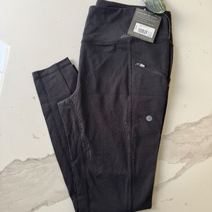 NWT Women's Eddie Bauer Guide Pro Tight Leggings in Black Size Large